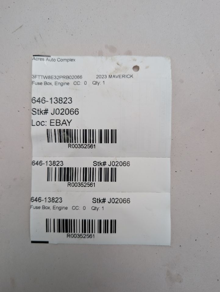 2023 FORD MAVERICK PICKUP 2.5L 4cyl Hybrid Fuse Box, Engine - 352561