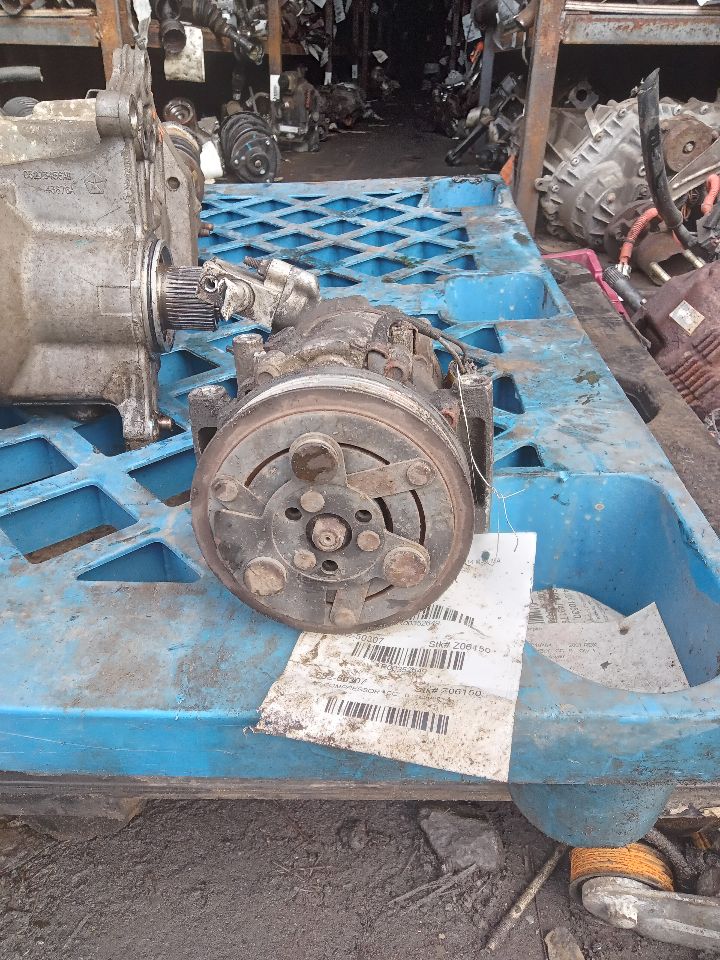 2014 NISSAN MAXIMA 6cyl Gasoline 3.5 AC COMPRESSOR - 352649 — photo 3