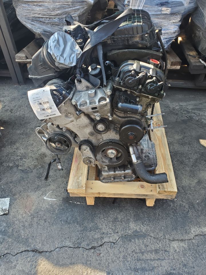 2012 CHRYSLER TOWN & COUNTRY 6 cyl Gas Flex Fuel 3.6 ENGINE ASSEMBLY - 352718