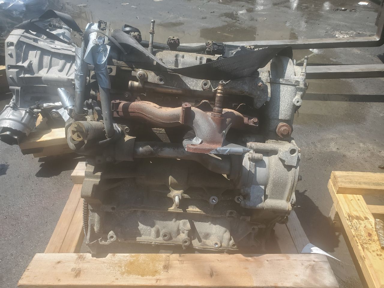 2012 GMC TERRAIN 4cyl Gasoline 2.4 ENGINE ASSEMBLY - 352789 — photo 3