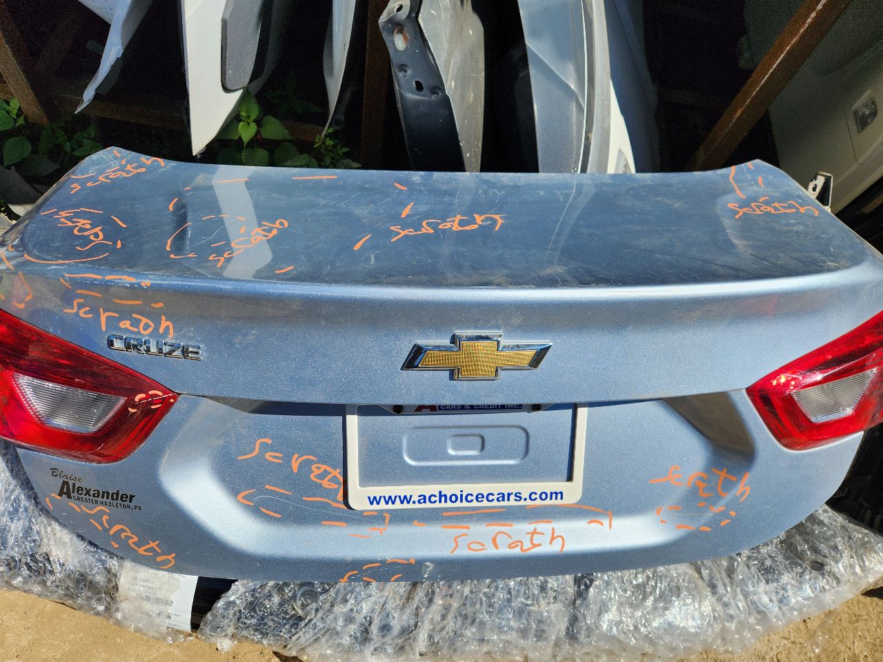 2017 CHEVROLET CRUZE 4cyl Gasoline Turbo 1.4 Decklid  Tailgate - 353079 — photo 2