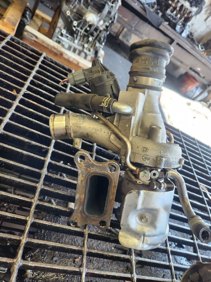 2018 INFINITI Q60 3.0L 6cyl Turbo Gasoline Left Turbo-Supercharger - 353192 — photo 5