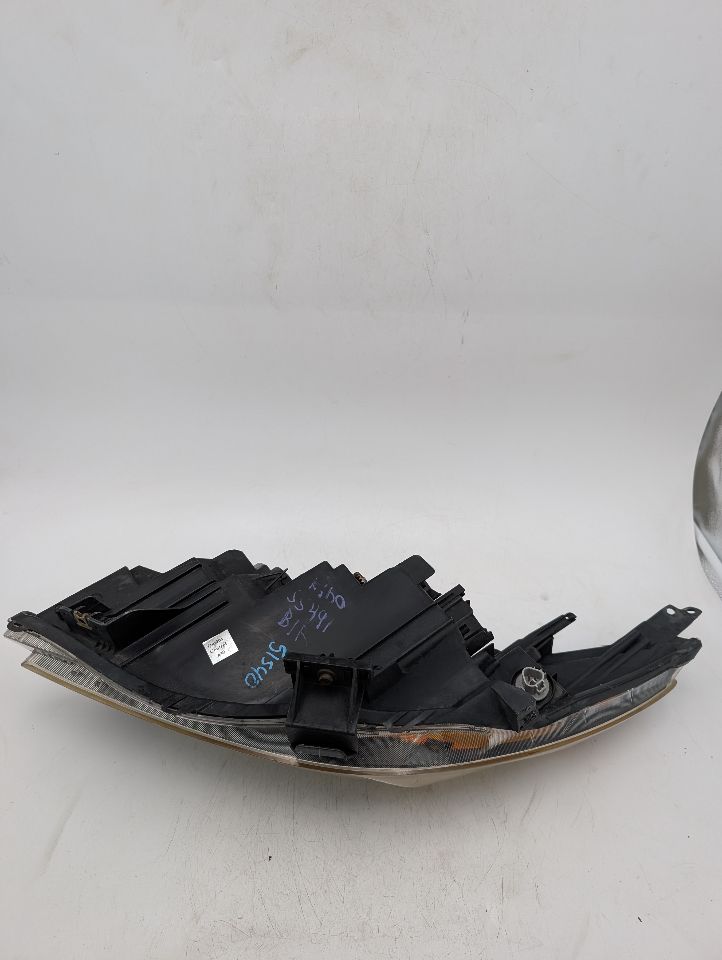2011 MAZDA 3 4cyl Gasoline 2.0 Dohc Right HEADLAMP ASSEMBLY - 353327 — photo 3