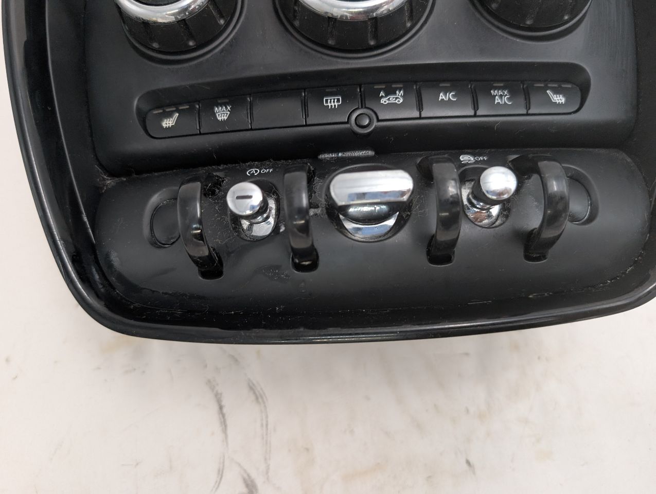 2016 MINI COOPER CLUBMAN 3cyl gasoline turbo 1.5 TEMP CONTROL - 353419 — photo 3