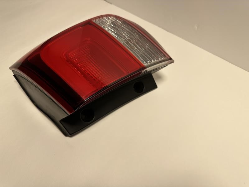 2014 KIA SORENTO Right TAIL LAMP - 354 — photo 3