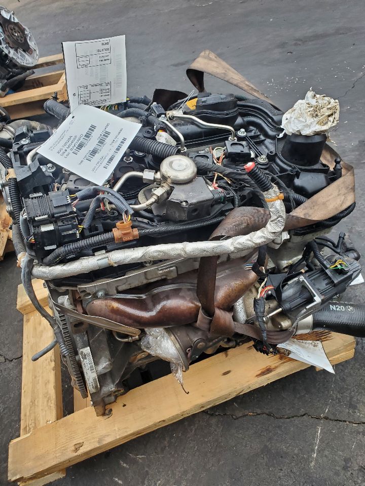 2016 BMW 328i 4cyl Gas Turbo 2.0 SULEV ENGINE ASSEMBLY - 354422 — photo 2