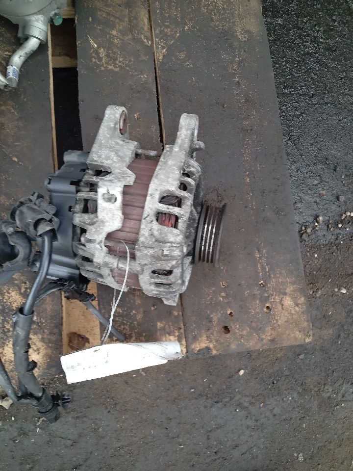 2011 KIA RIO 4cyl Gasoline 1.6 DOHC ALTERNATOR - 354527