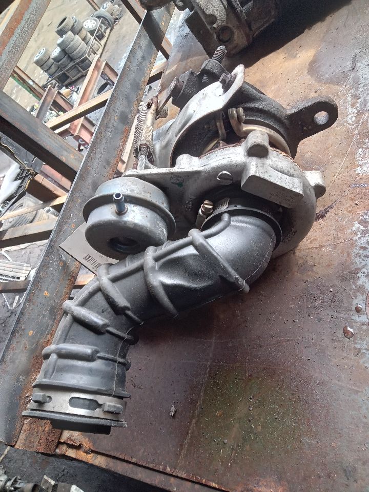 2010 FORD TAURUS 6cyl Gasoline Turbo 3.5 Right Turbo-Supercharger - 354636