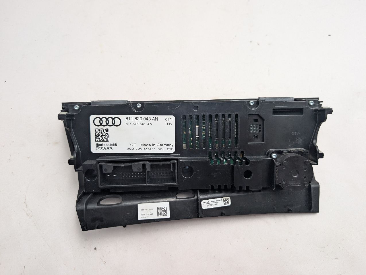 2010 AUDI A4 4cyl Gasoline Turbo 2.0 TEMP CONTROL - 355014 — photo 2
