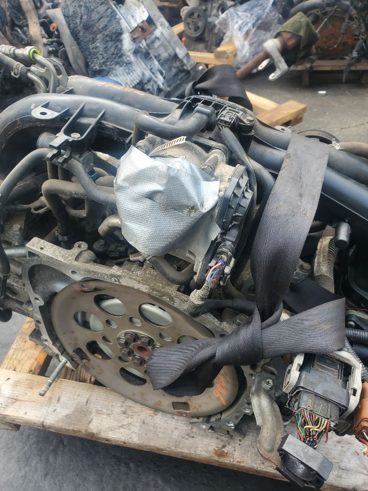 2012 SUBARU FORESTER ENGINE ASSEMBLY - 355022 — photo 1