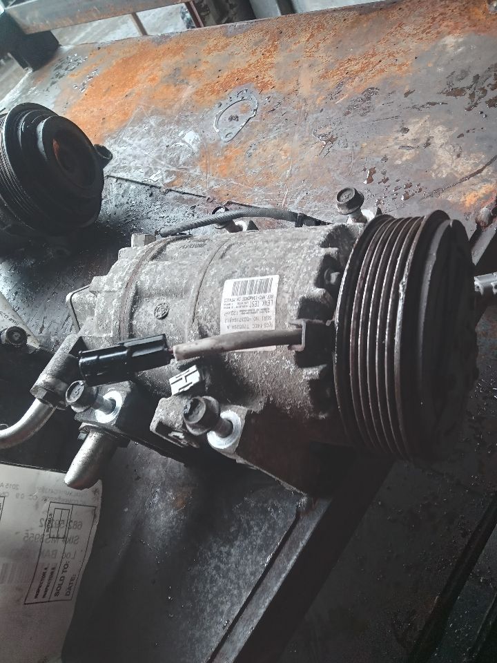 2015 NISSAN ALTIMA 4cyl Gasoline 2.5 DOHC AC COMPRESSOR - 355078