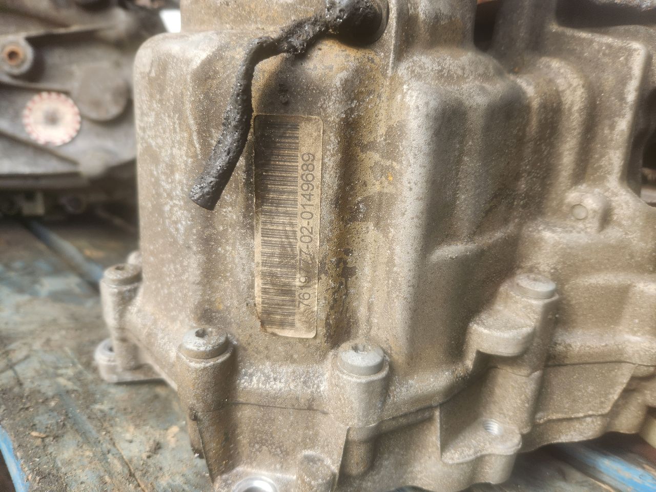 2012 BMW 750i 8cyl Gasoline Turbo 4.4 TRANSFER CASE ASSY - 355172 — photo 4