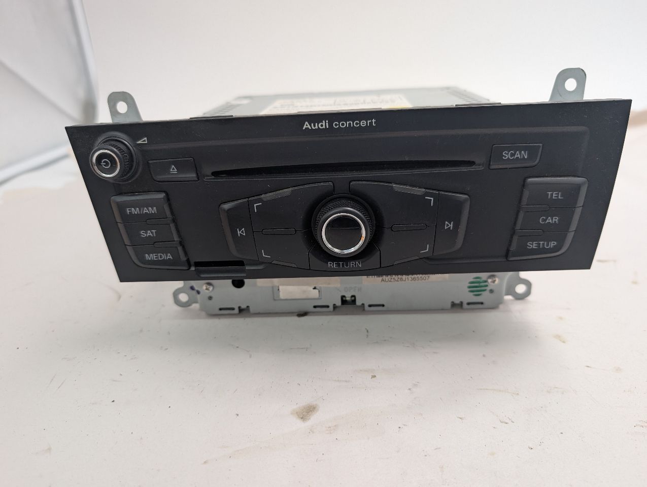 2010 AUDI A4 4cyl Gasoline Turbo 2.0 Radio Audio - 355181