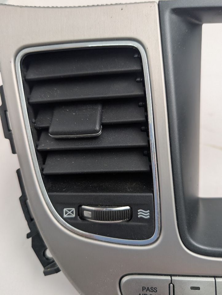 2009 HYUNDAI GENESIS 6cyl Gasoline 3.8 TEMP CONTROL - 355256 — photo 5
