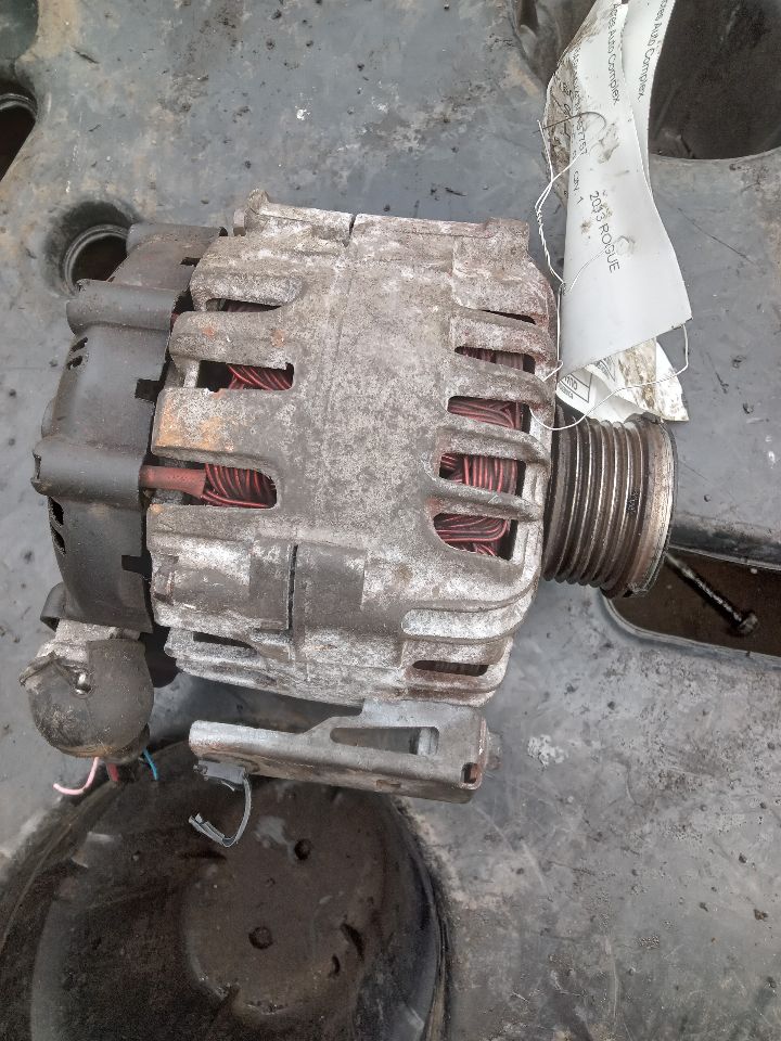 2013 NISSAN ROGUE 4cyl Gasoline 2.5 DOHC ALTERNATOR - 355584 — photo 2