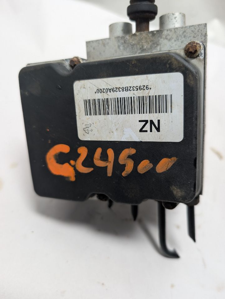 2009 CHEVROLET TAHOE 8cyl Gasoline 5.3 FLEX Anti-lock Brake Pts - 355612