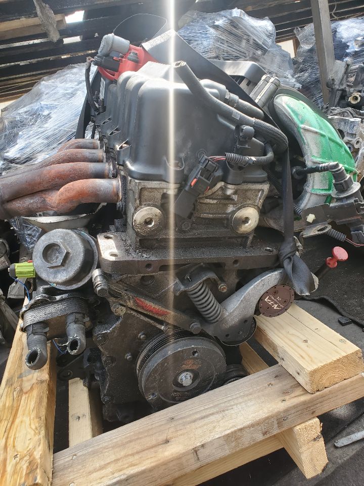 2006 MINI COOPER COOPER 4cyl Supercharged 1.6 ENGINE ASSEMBLY - 356442