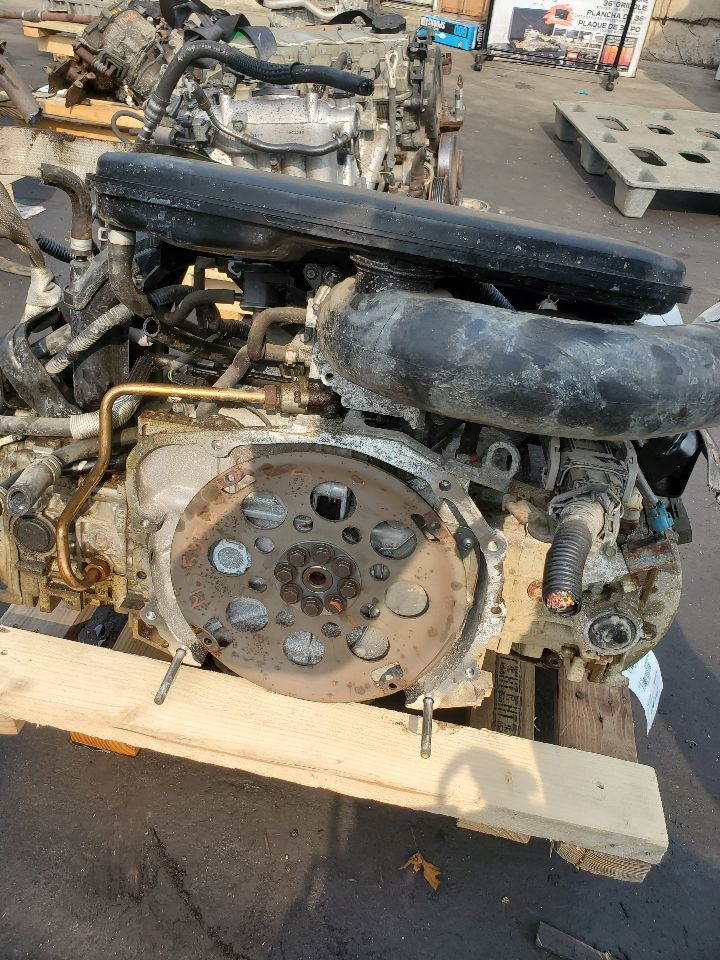 2012 SUBARU LEGACY 4cyl Gasoline 2.5 ENGINE ASSEMBLY - 356519 — photo 2