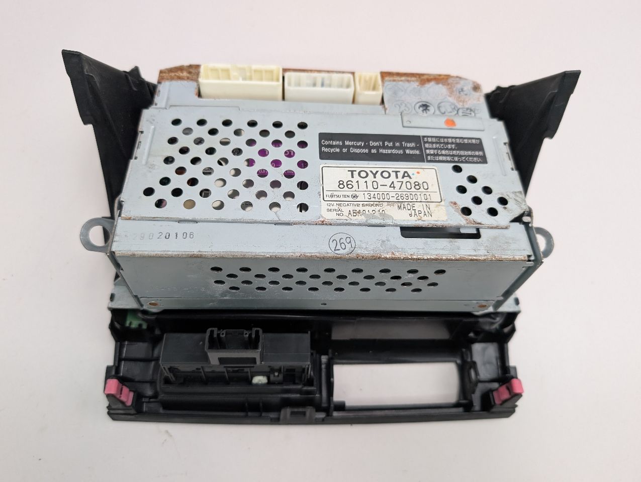 2004 TOYOTA PRIUS 4cyl Electric 1.5 Radio Audio - 356648 — photo 3