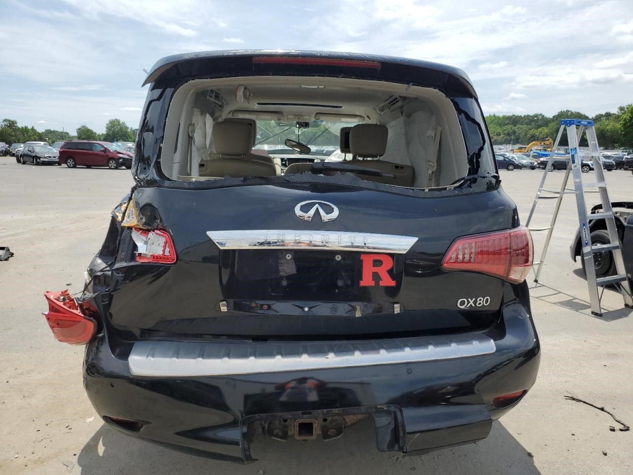 2015 INFINITI QX80 8cyl Gasoline 5.6 Chassis Cont Mod - 356880 — photo 6