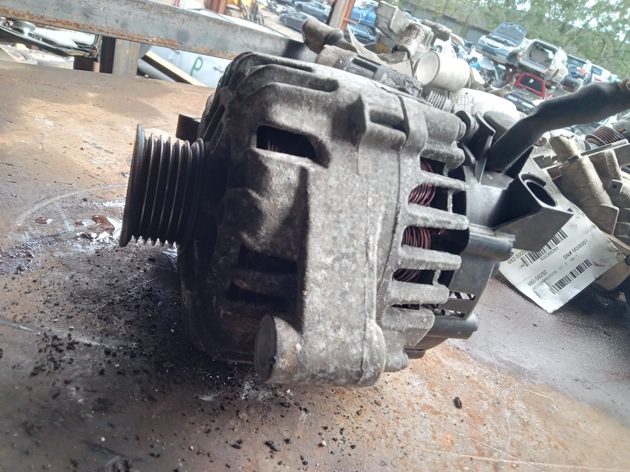 2013 FORD FIESTA 4cyl Gasoline 1.6 ALTERNATOR - 356902 — photo 2