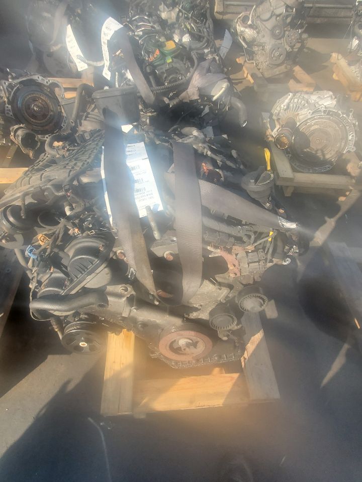 2010 HYUNDAI SANTA FE 6cyl Gasoline 3.5 ENGINE ASSEMBLY - 356905 — photo 4