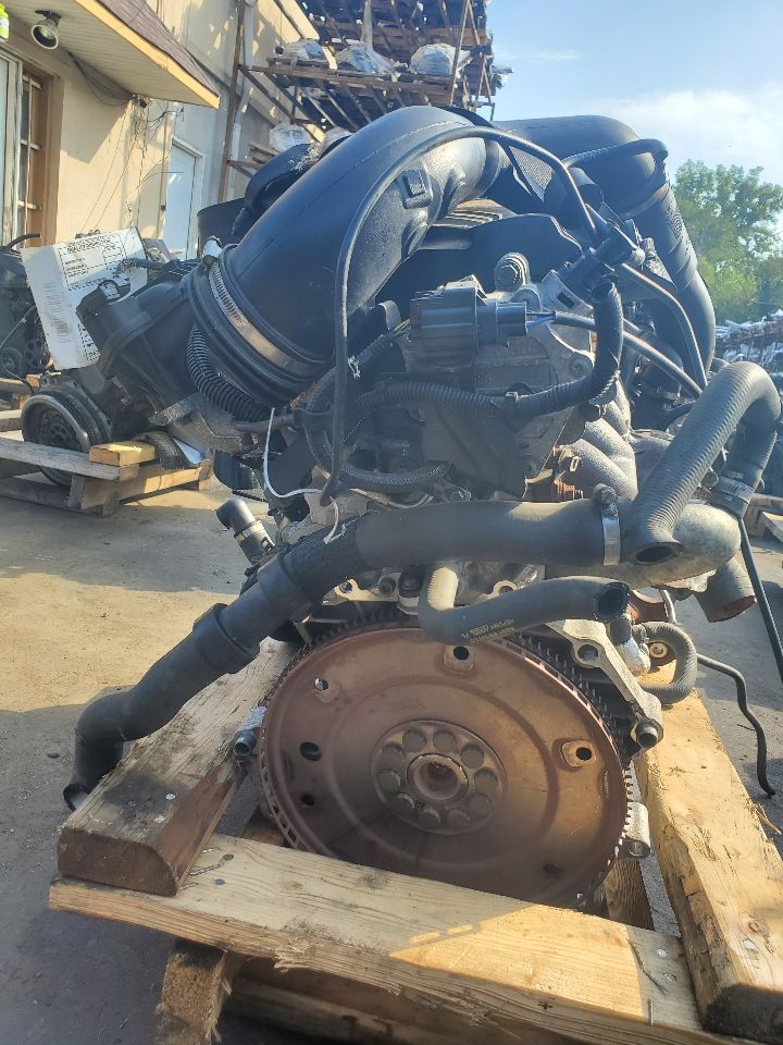 2013 VOLVO 60 SERIES 5cyl Gasoline Turbo 2.5 ENGINE ASSEMBLY - 356961 — photo 4