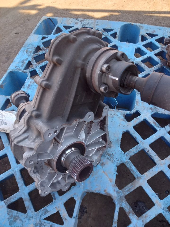 2008 MERCEDES-BENZ ML-CLASS 6cyl Gasoline 3.5 TRANSFER CASE ASSY - 357012 — photo 1