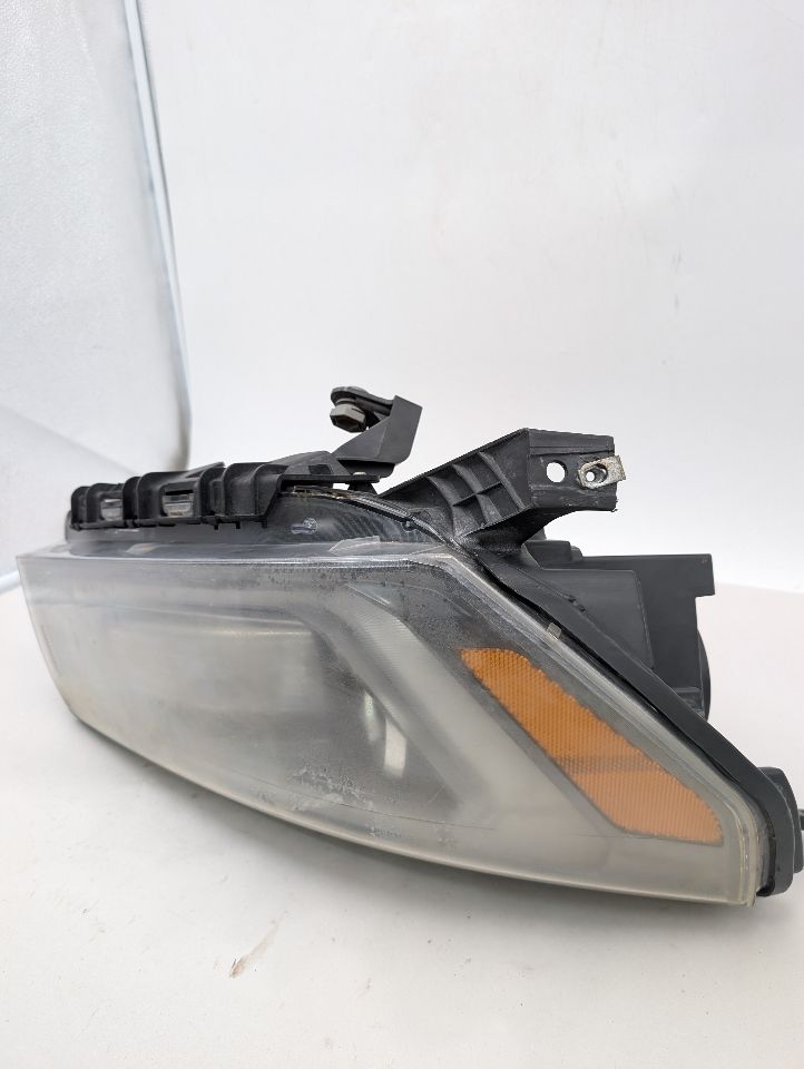 2015 GMC ACADIA 6cyl Gasoline 3.6 Right HEADLAMP ASSEMBLY - 357043