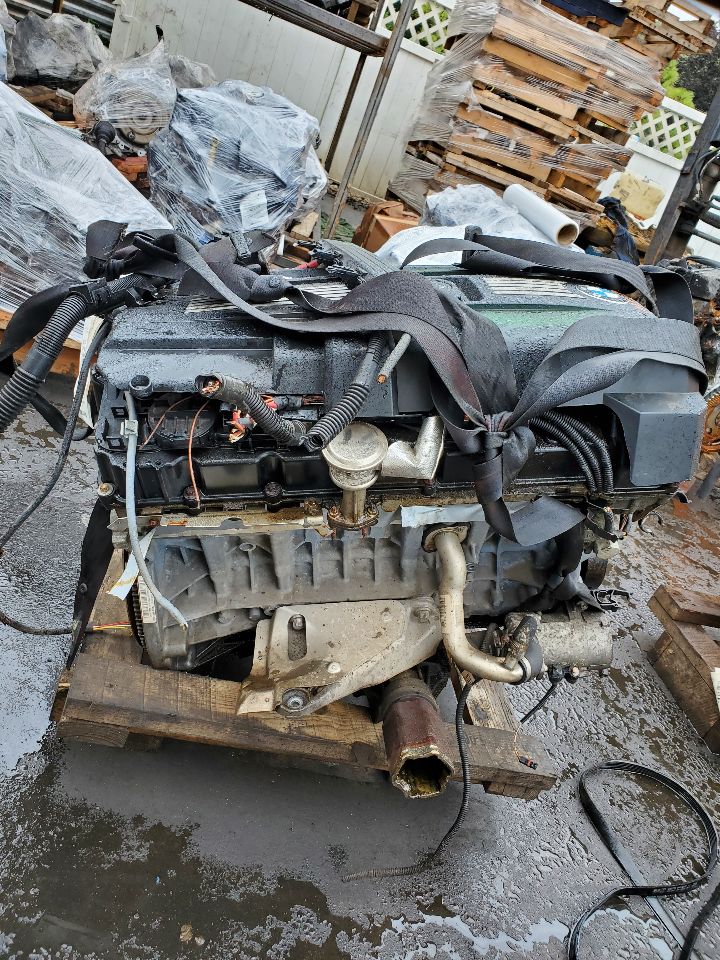 2011 BMW 328i 6cyl Gasoline 3.0 SULEV ENGINE ASSEMBLY - 357045 — photo 2