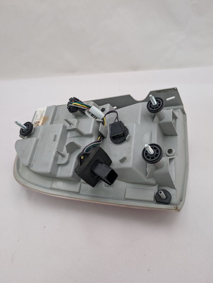 2014 CHRYSLER 300 Right TAIL LAMP - 357075 — photo 8