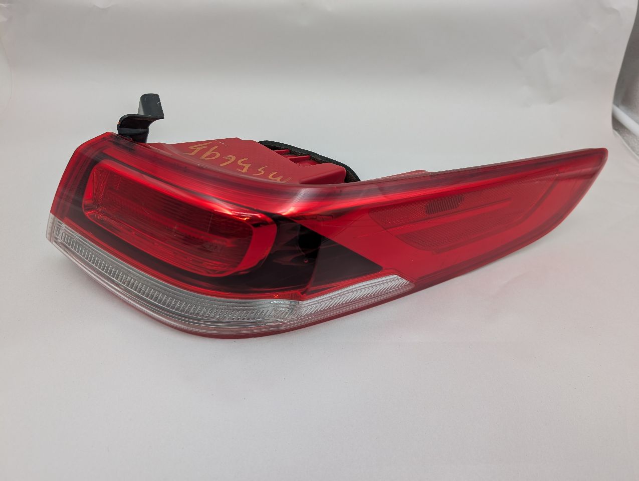 2016 KIA OPTIMA 4cyl Gasoline 2.4 Right TAIL LAMP - 357079 — photo 1