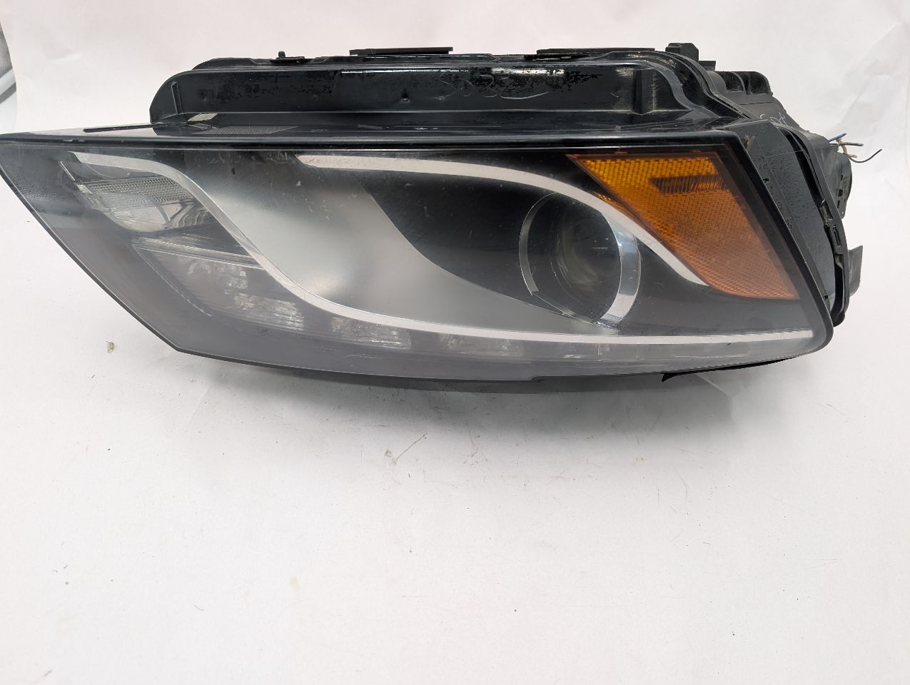 2012 AUDI Q5 4cyl Gasoline Turbo 2.0 Right HEADLAMP ASSEMBLY - 357088