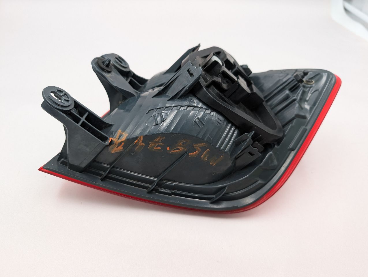 2012 BMW 328i 4cyl Gasoline Turbo 2.0 Left TAIL LAMP - 357102 — photo 4