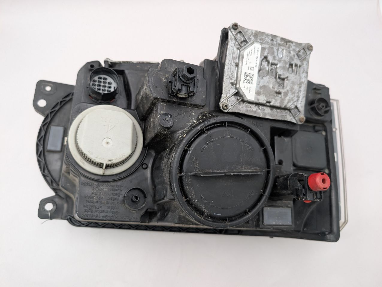 2010 LAND ROVER RANGE ROVER 8cyl Gasoline 5.0 Left HEADLAMP ASSEMBLY - 357117 — photo 3