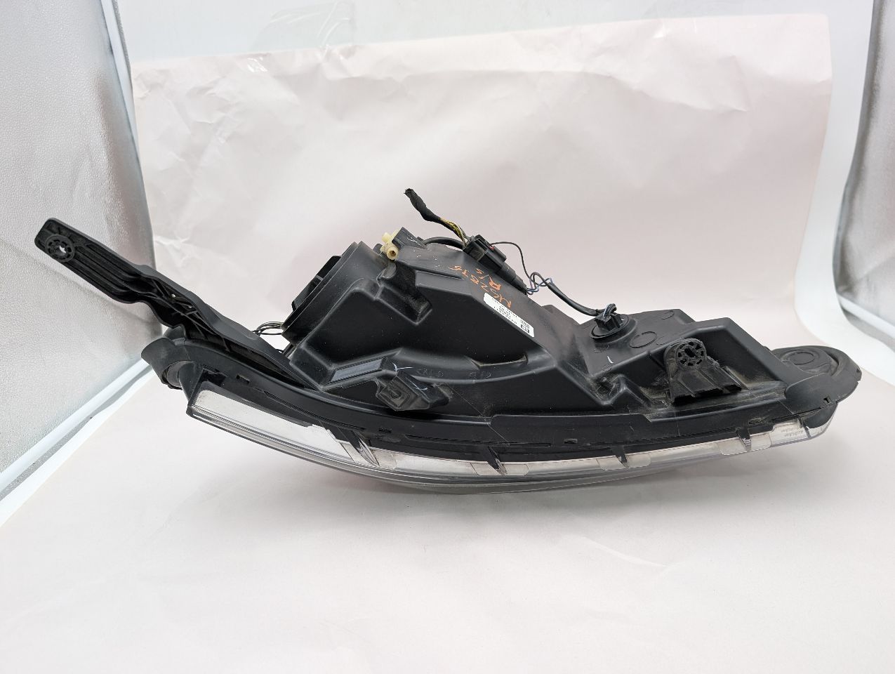 2018 CHEVROLET MALIBU 1.5L 4cyl Turbo Gasoline Right HEADLAMP ASSEMBLY - 357158 — photo 3