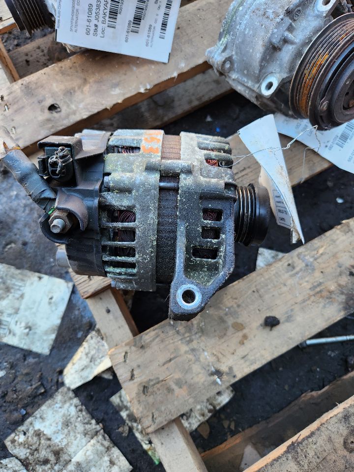 2016 FORD FOCUS 4cyl Gasoline 2.0 PZEV ALTERNATOR - 357258 — photo 1