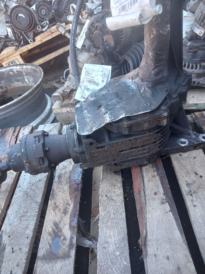 2011 CHEVROLET EQUINOX 4cyl Gasoline 2.4 TRANSFER CASE ASSY - 357558