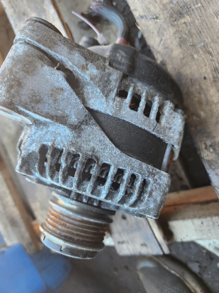 2014 FIAT 500 4cyl Gasoline Turbo 1.4 ALTERNATOR - 357602