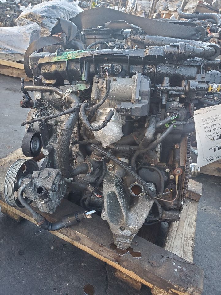 2012 AUDI A4 4cyl Gasoline Turbo 2.0 ENGINE ASSEMBLY - 358038 — photo 2