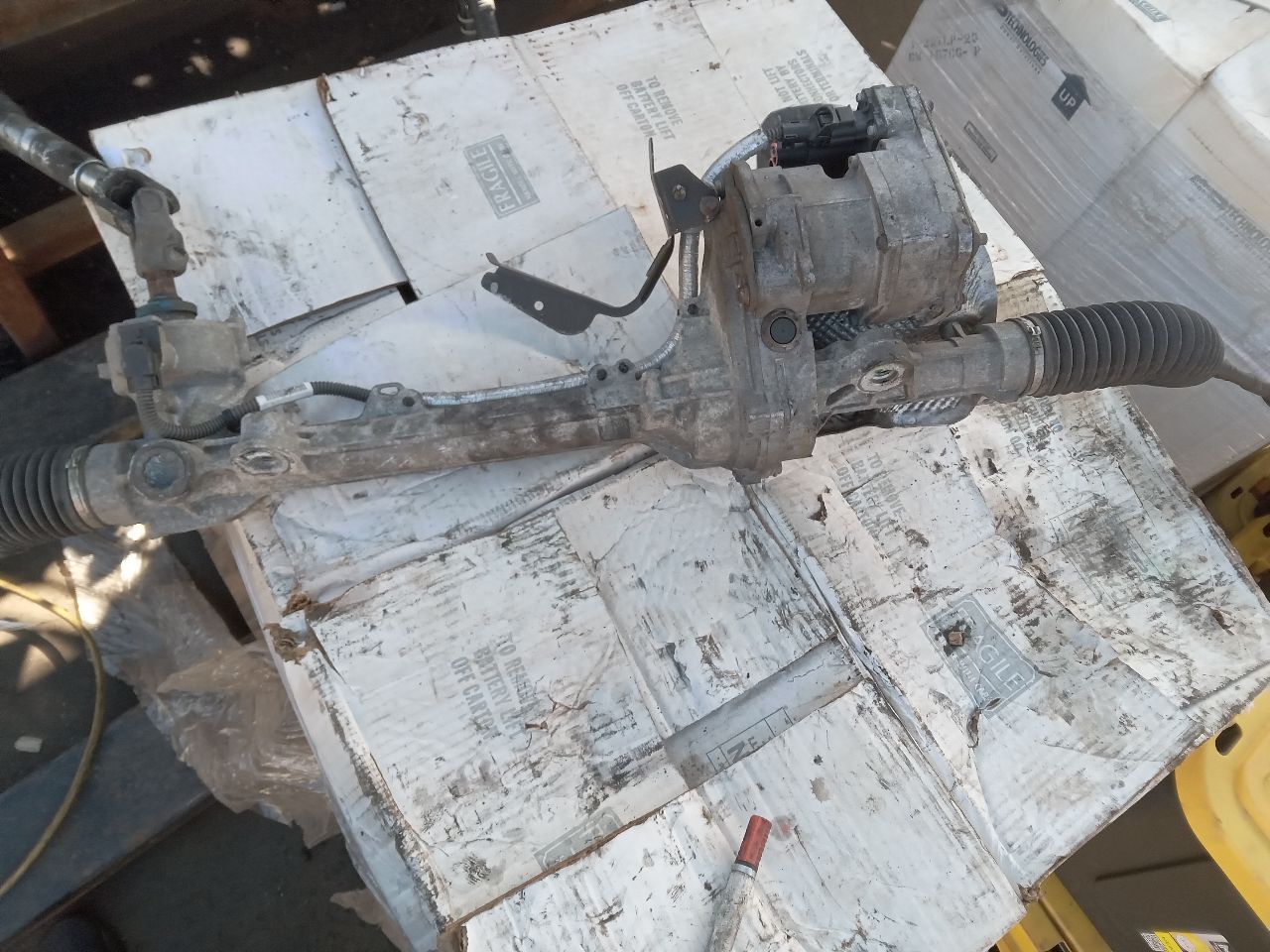 2017 FORD TAURUS 3.5L 6cyl Turbo Gasoline STEERING GEAR RACK - 358153 — photo 1