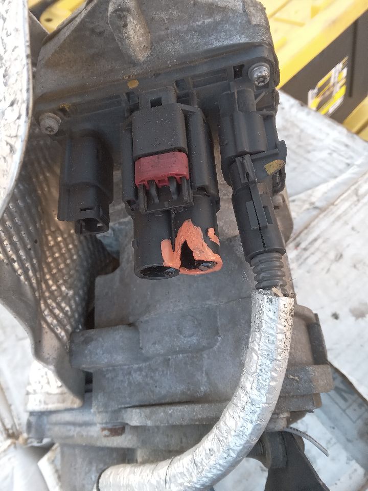 2017 FORD TAURUS 3.5L 6cyl Turbo Gasoline STEERING GEAR RACK - 358153 — photo 2