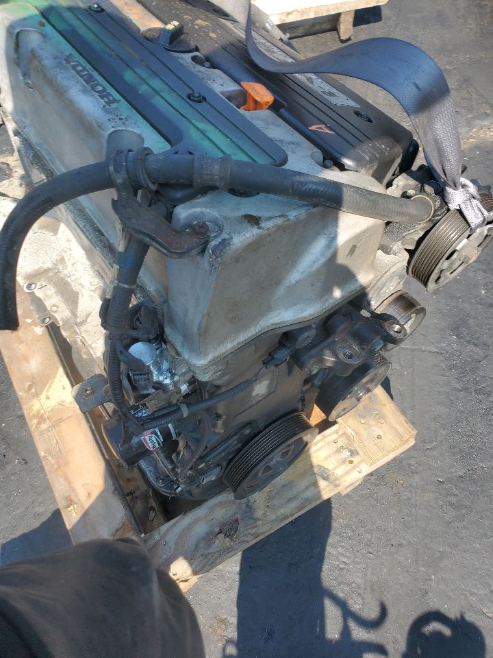 2004 HONDA ACCORD 4cyl Gasoline 2.4 VTEC ENGINE ASSEMBLY - 358415 — photo 2