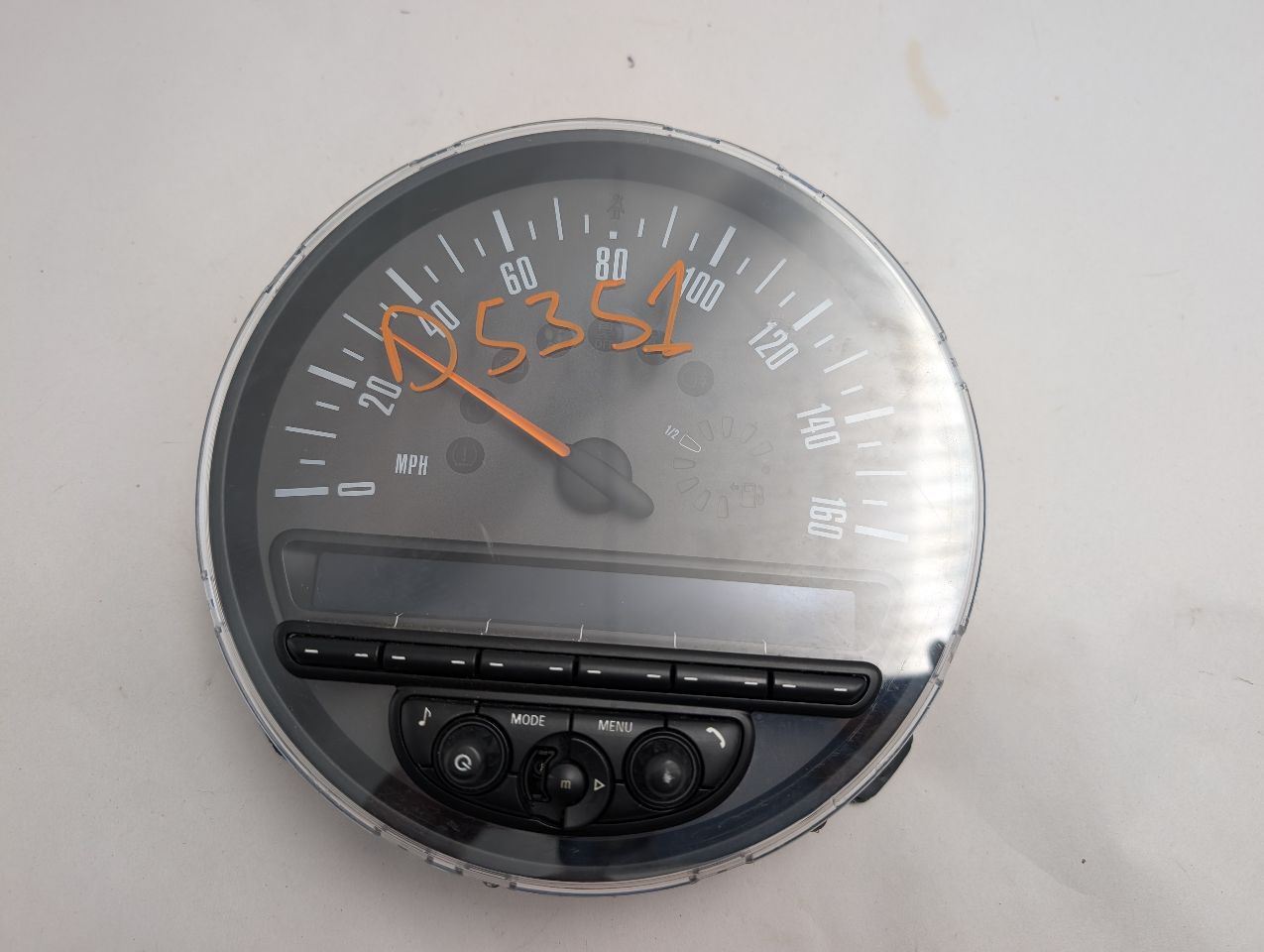 2015 MINI COOPER COUNTRYMAN 4cyl Gasoline Turbo 1.6 Speedo Head/Cluster - 358417 — photo 1