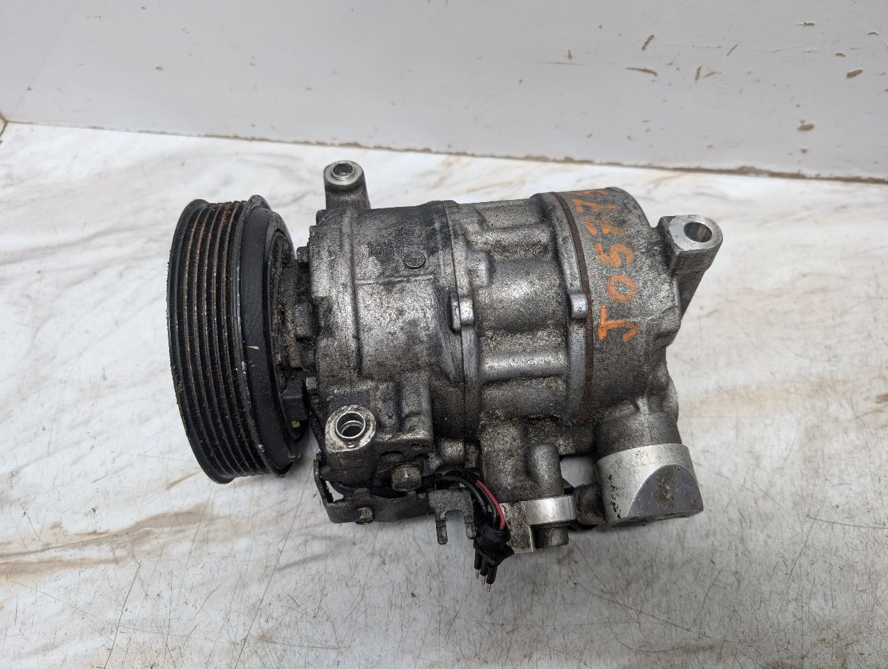 2016 AUDI A7 6cyl Supercharged 3.0 AC COMPRESSOR - 358428 — photo 2