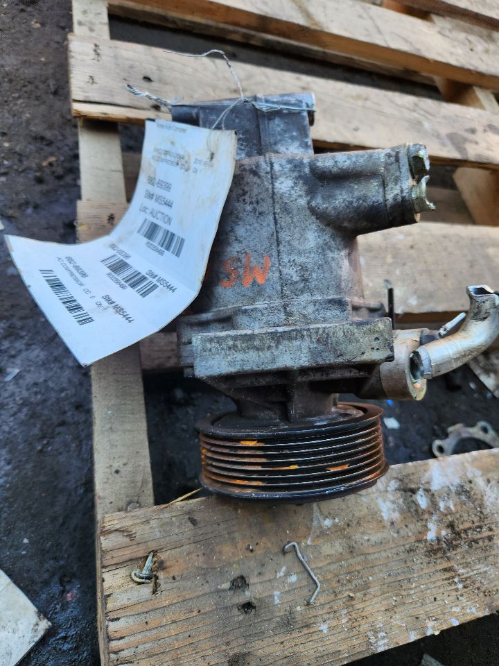2016 NISSAN VERSA 4cyl Gasoline 1.6 DOHC AC COMPRESSOR - 358499