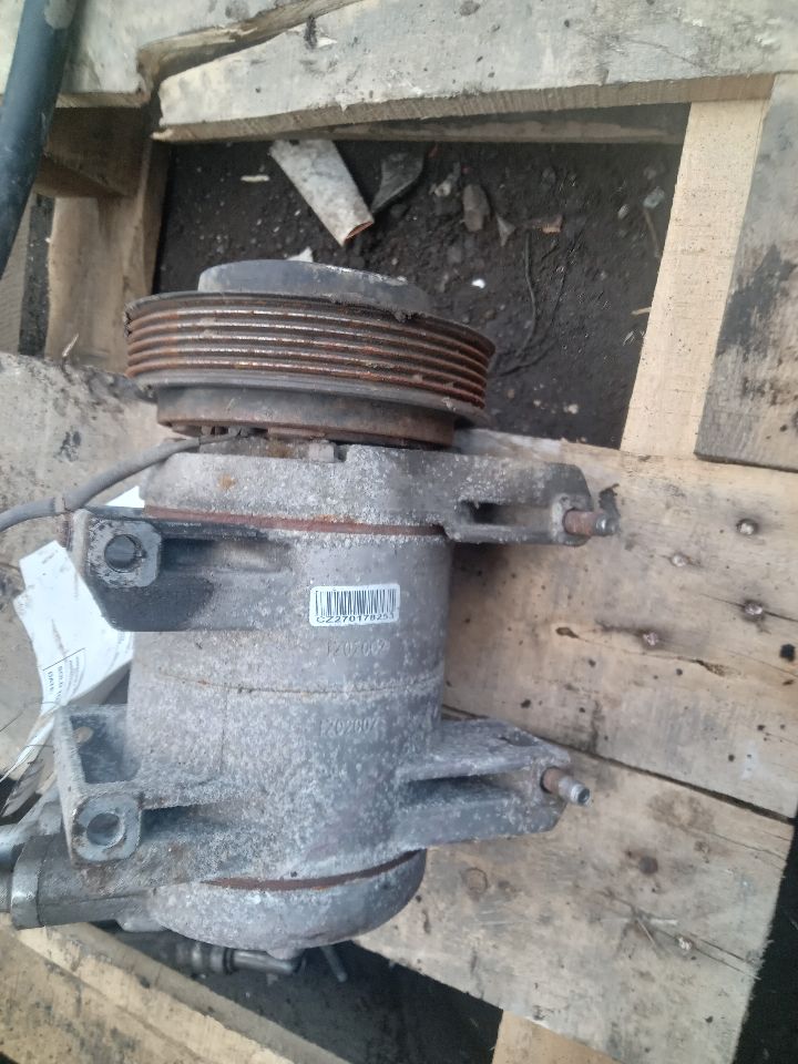 2010 NISSAN ROGUE 4cyl Gasoline 2.5 AC COMPRESSOR - 358579