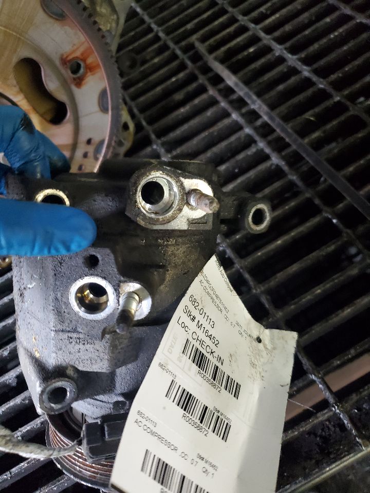2011 DODGE JOURNEY 6 cyl Gas Flex Fuel 3.6 AC COMPRESSOR - 358872 — photo 5