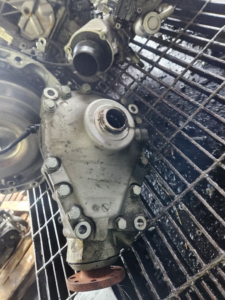 2014 BMW X5 6cyl Gasoline Turbo 3.0 CARRIER ASSEMBLY - 358892 — photo 2