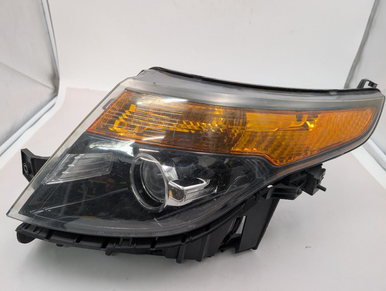 2013 FORD EXPLORER 6cyl Gasoline Turbo 3.5 Left HEADLAMP ASSEMBLY - 359128